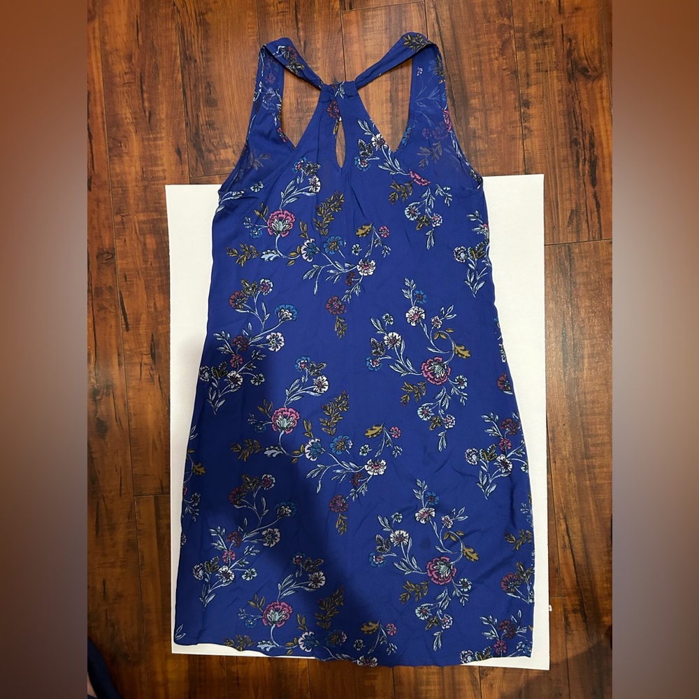 Old Navy Blue Floral Top juniors size x-small